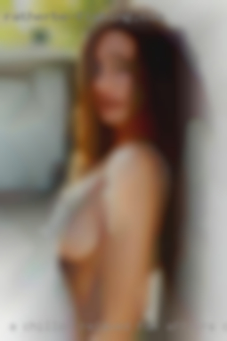 A chilled relaxed fun affairs discreet couple.